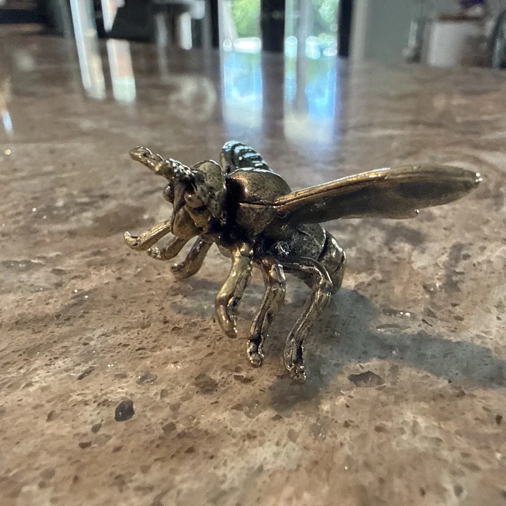 Brass Bumble Bee Collectible Desk Decor Mini Statue 1